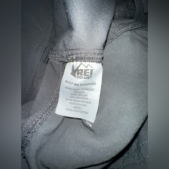 REI Co-op Belted Shorts Men’s size 40 Gray Stretch Performance Outdoor Hiking - Picture 9 of 12